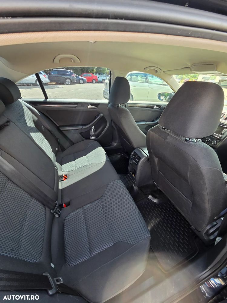 VOLKSWAGEN Jetta 2013 — imagine 14