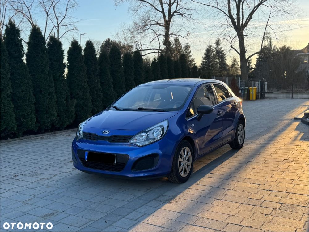 Kia Rio - 1