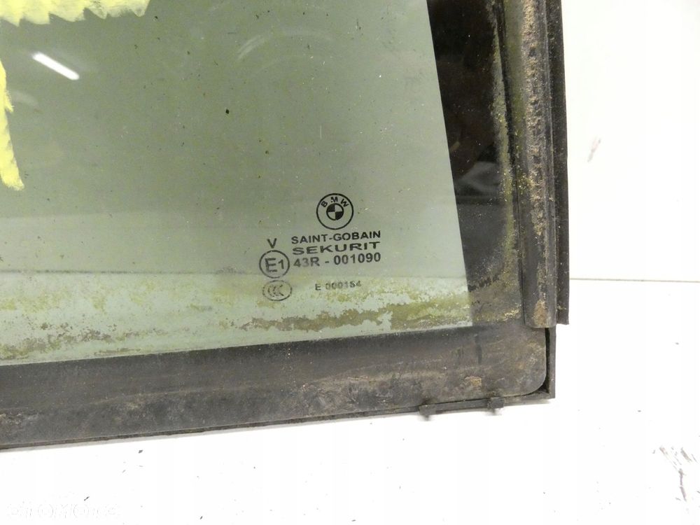 BMW E46 KOMBI SZYBA DRZWI TRÓJKĄT PRAWY TYŁ - 6