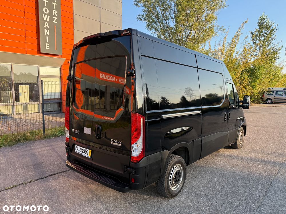 Iveco Daily 35S180 L2h2 HiMatic Ful Opcja - 11
