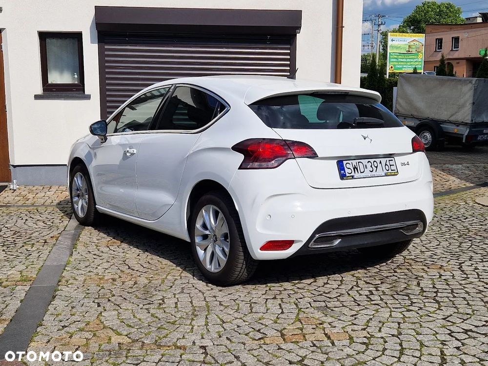 DS Automobiles Ds 4 2016 photo 4