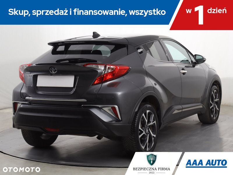 Toyota C-HR - 7