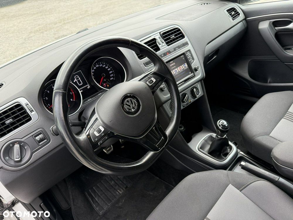 Volkswagen Polo - 21