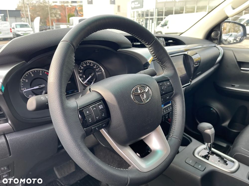 Toyota Hilux - 9