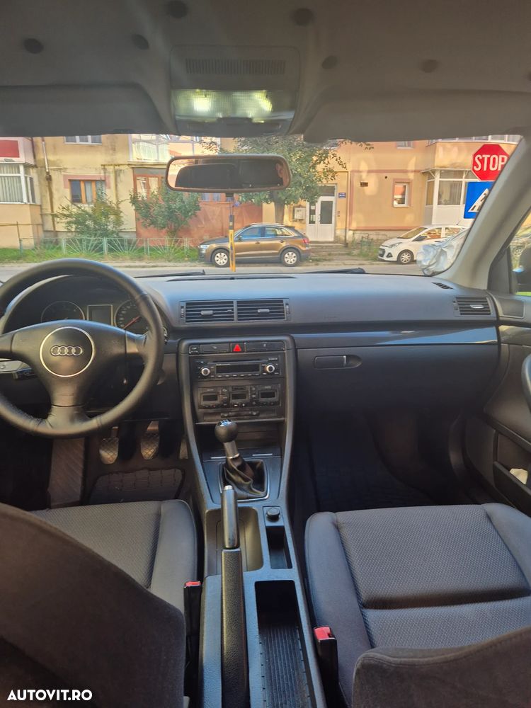 Audi A4 Avant 1.9 TDI - 10