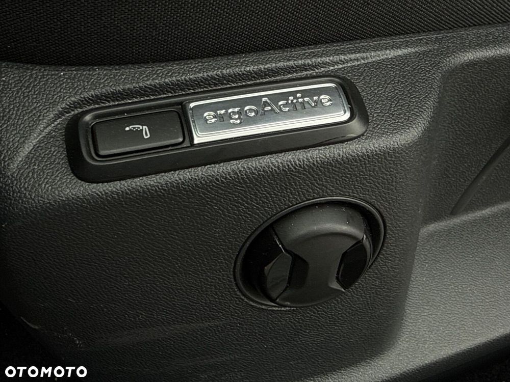 Volkswagen T-Roc 1.5 TSI R-Line DSG - 11