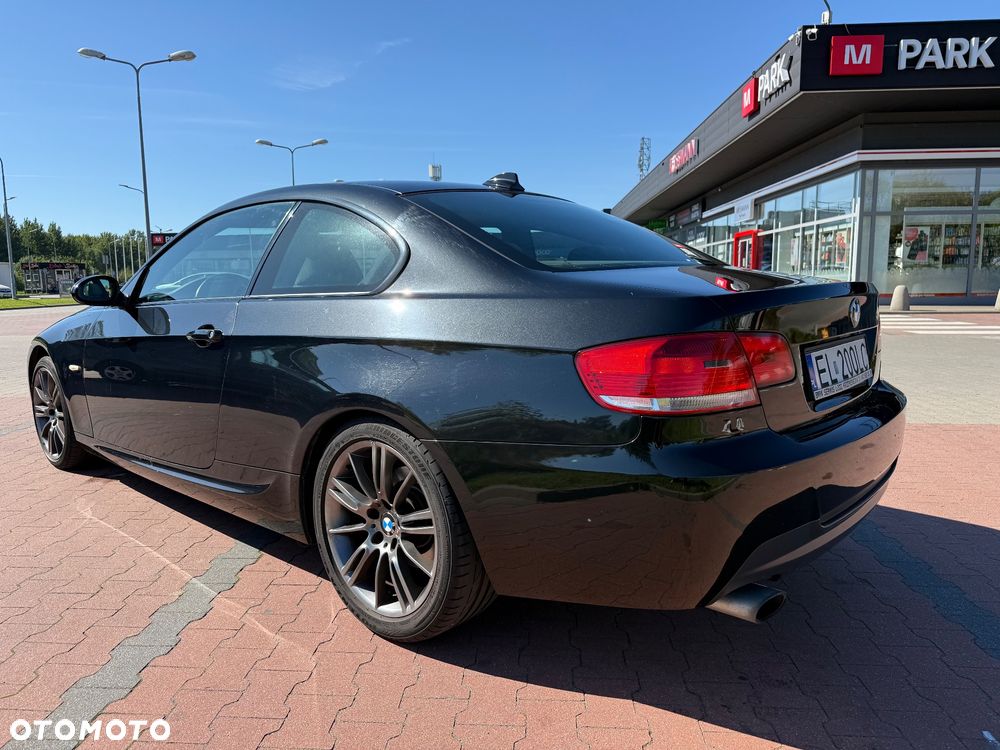 BMW Seria 3 320i - 1