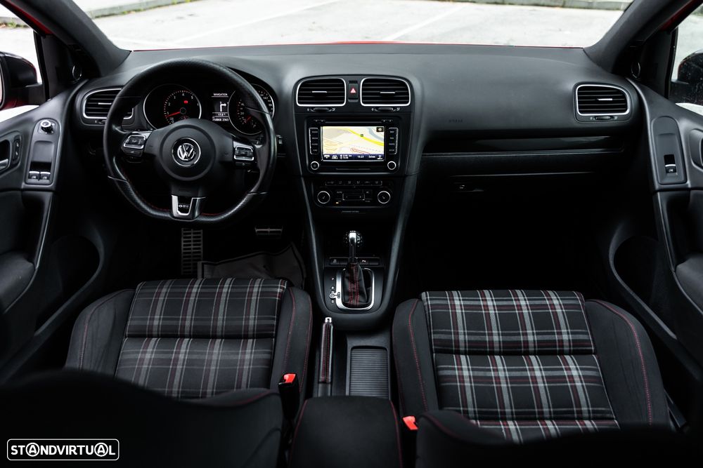 VW Golf 2.0 TSi GTI EDITION 35 DSG - 10