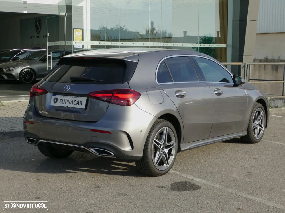 Mercedes-Benz A 250 e - 3