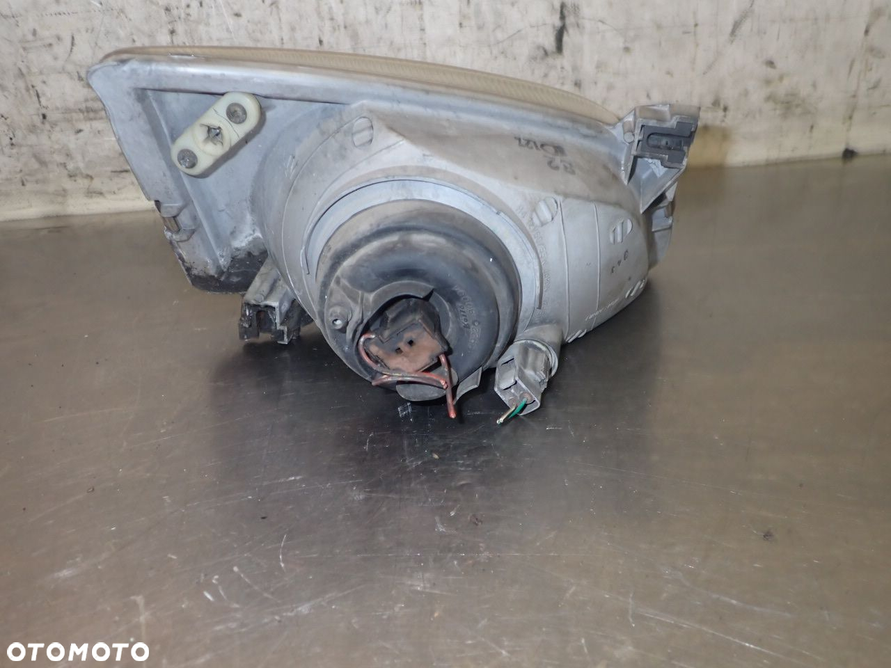 LAMPA LEWA PRZEDNIA TOYOTA STARLET V - 3