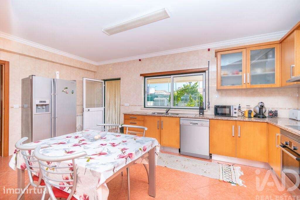 Casa / Villa T4 em Monte Real e Carvide de 208 m2 - Grande imagem: 3/8
