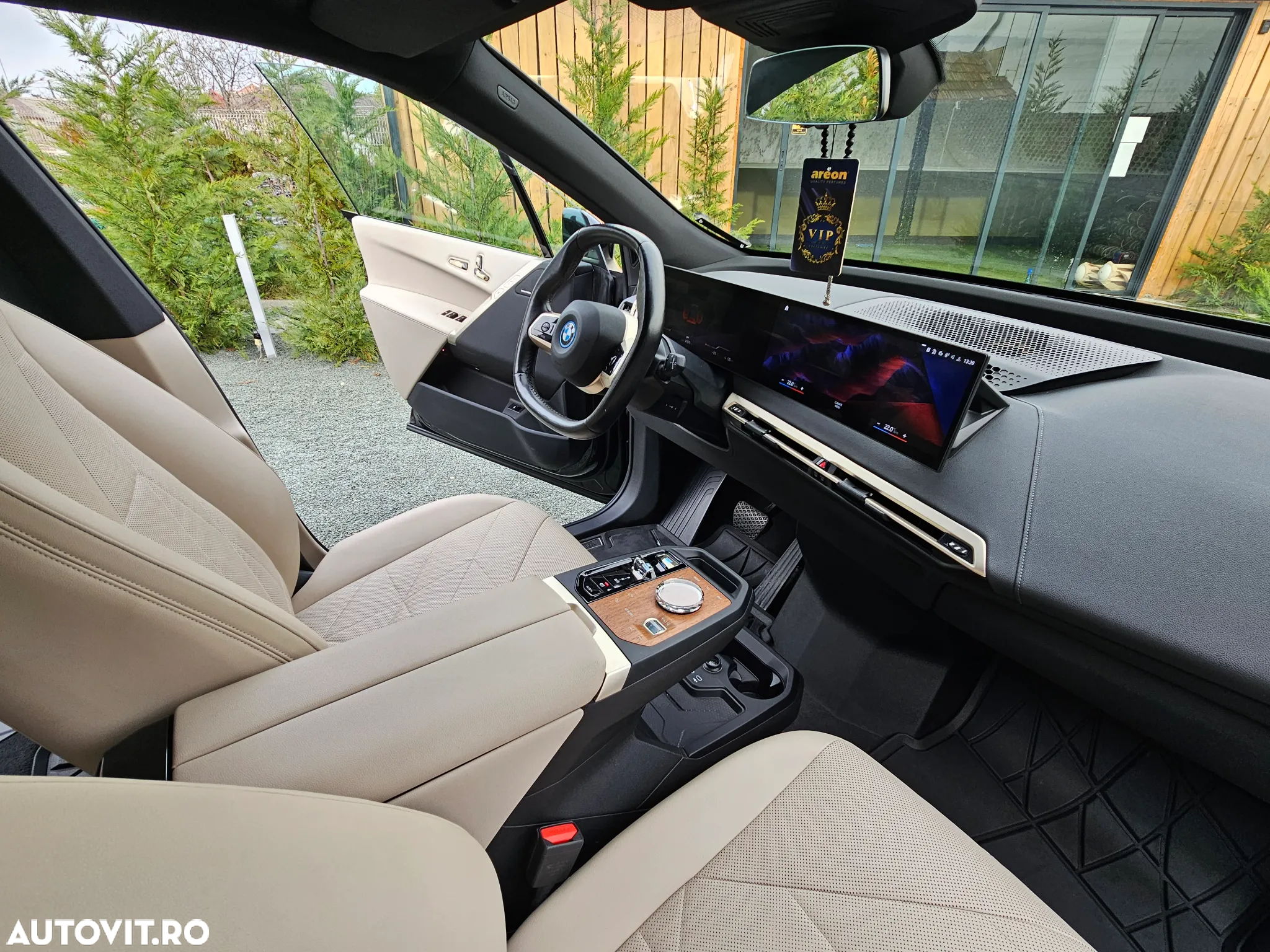 BMW iX xDrive40 - 33