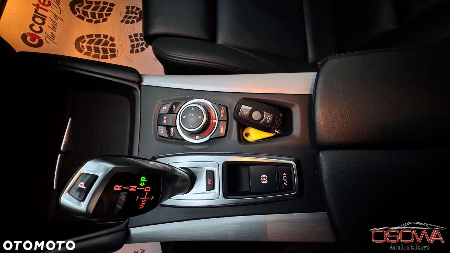 BMW X6M - 40