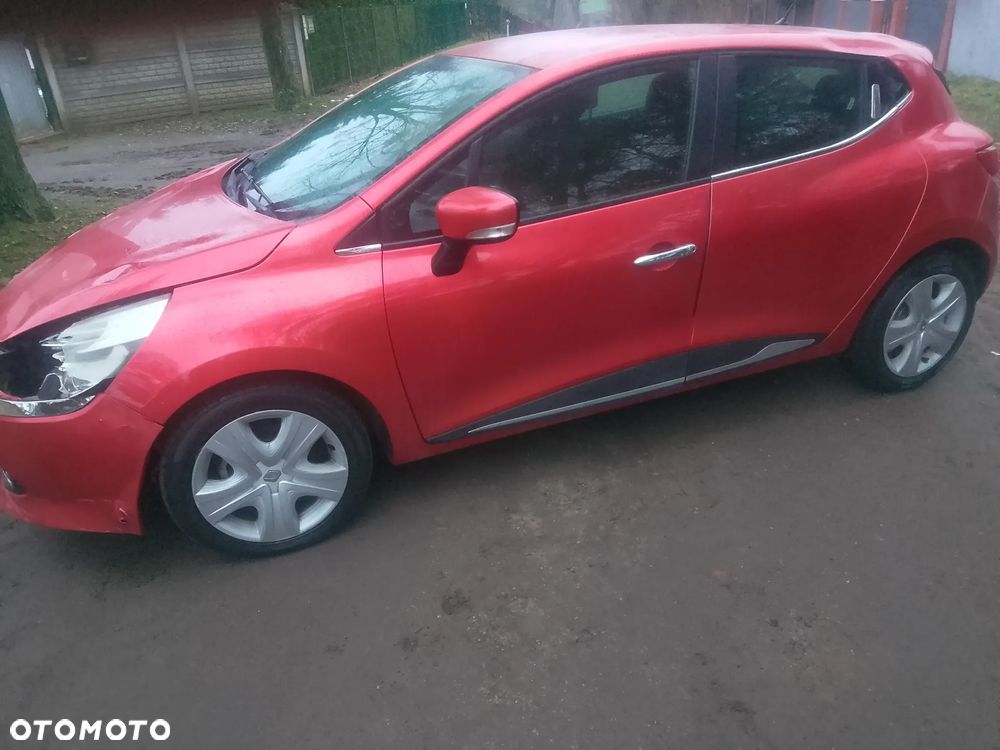Renault Clio - 14