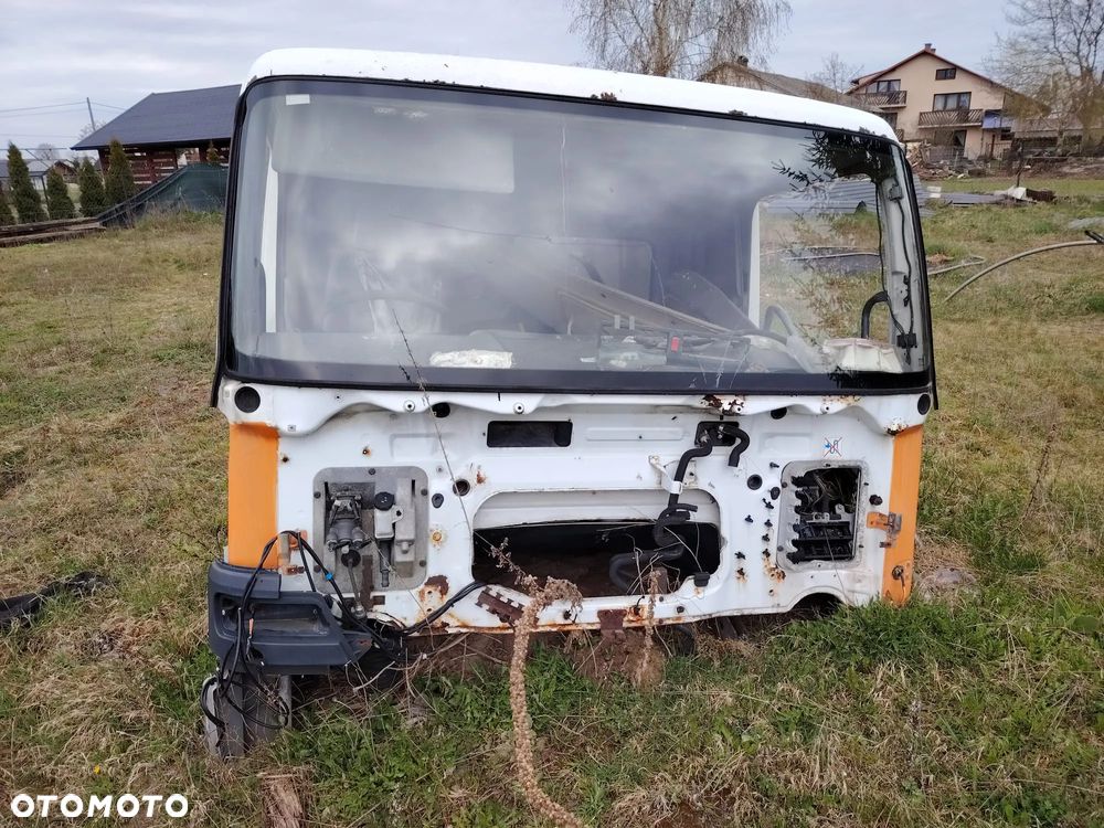 kabina mercedes atego 2000r czesci - 2