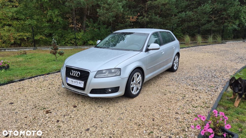 Audi A3 Sportback - 1