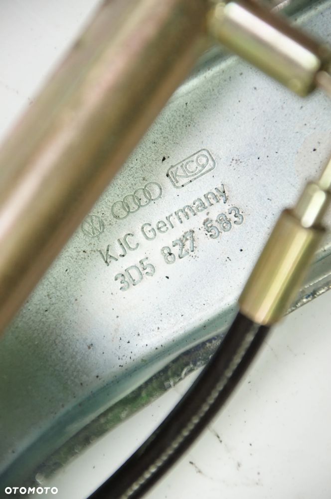 3D5827383A Volkswagen Phaeton 6.0 W12 2003 sedan Dociąg klapy - 1