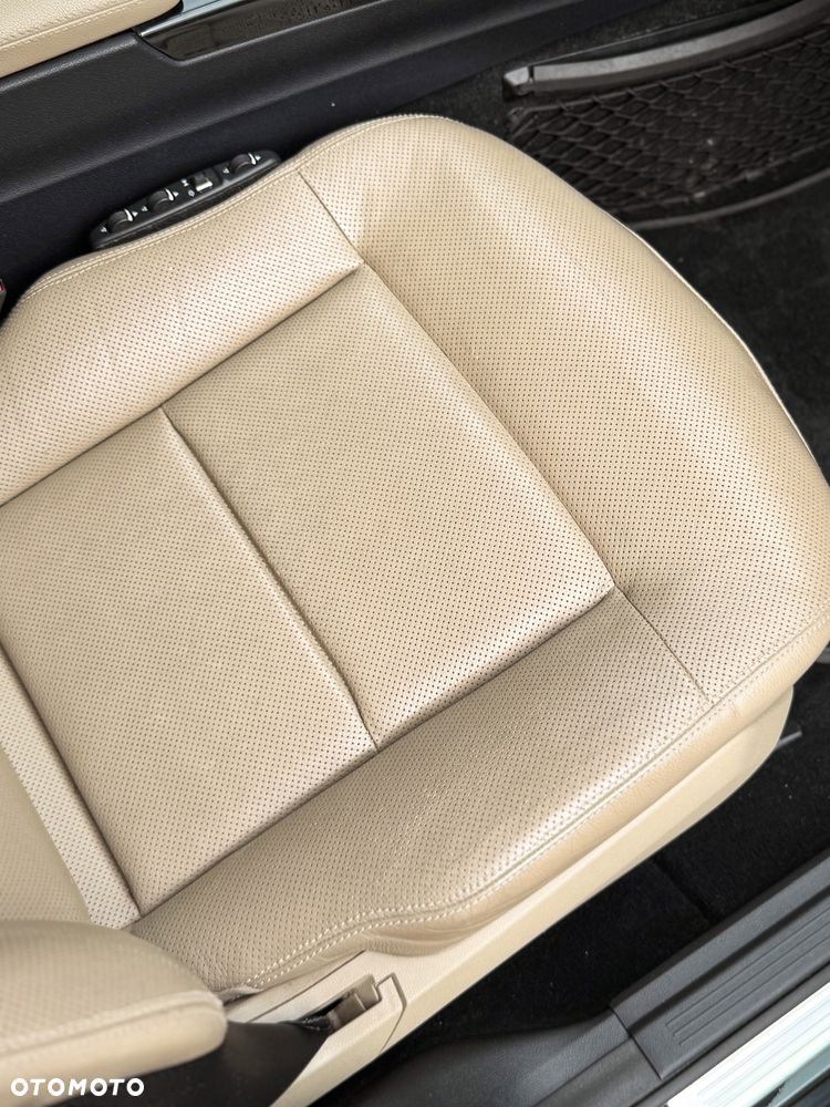 Mercedes-Benz Klasa E 350 CDI DPF BlueEFFICIENCY 7G-TRONIC Avantgarde - 25