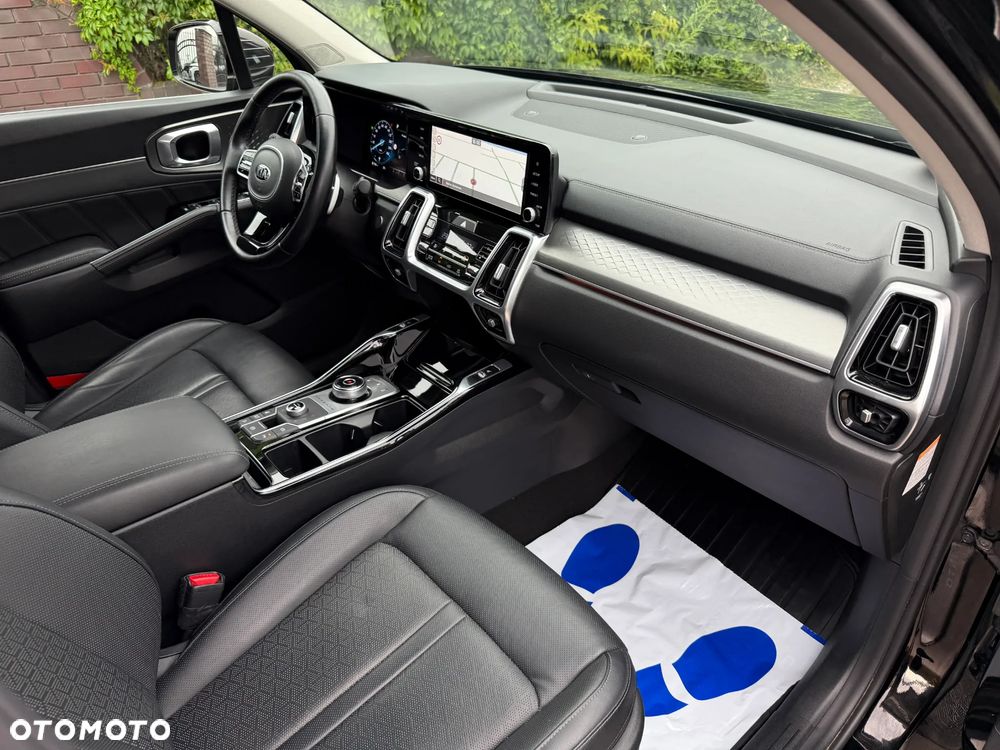 Kia Sorento - 12