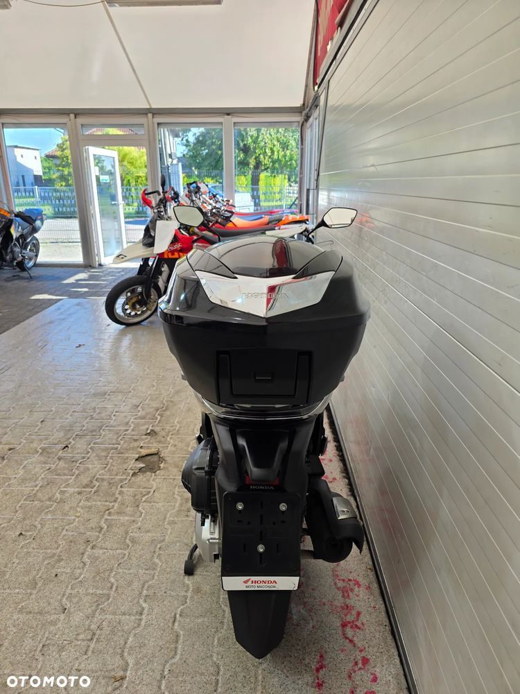 Honda SH - 4