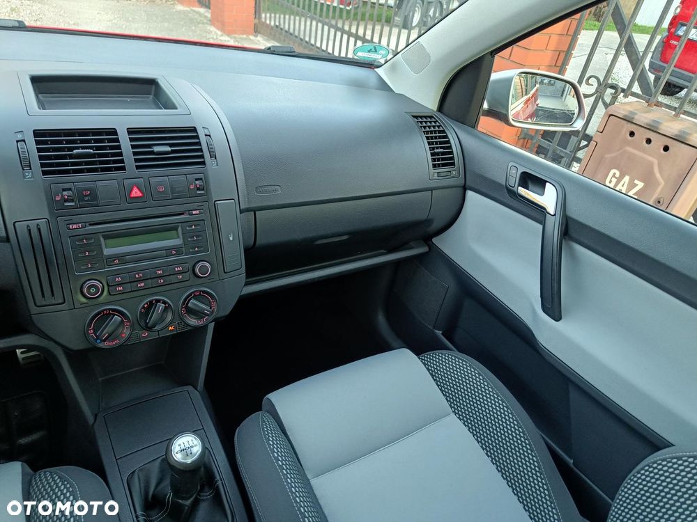 Volkswagen Polo 1.4 CrossPolo - 32