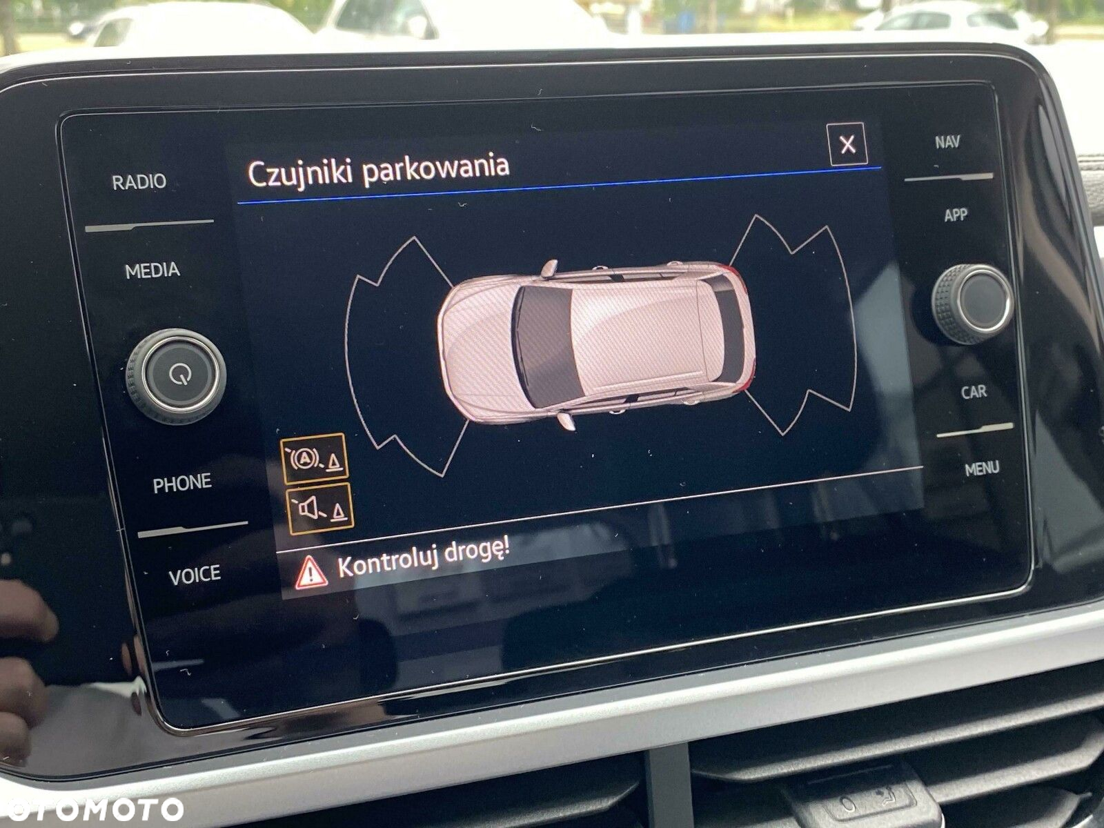 Volkswagen T-Roc 1.5 TSI Life - 32
