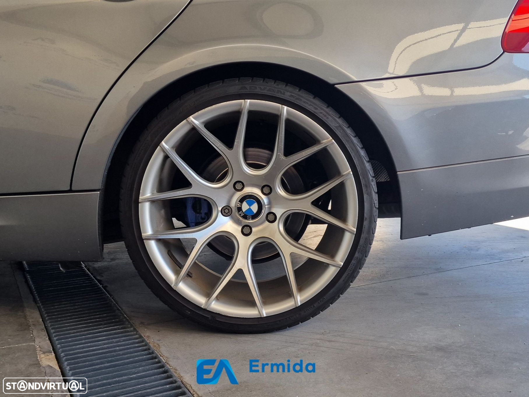 BMW 320 d Touring LifeStyle Auto - 51