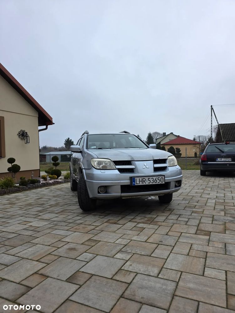 Mitsubishi Outlander 2.0 Comfort 4WD - 4