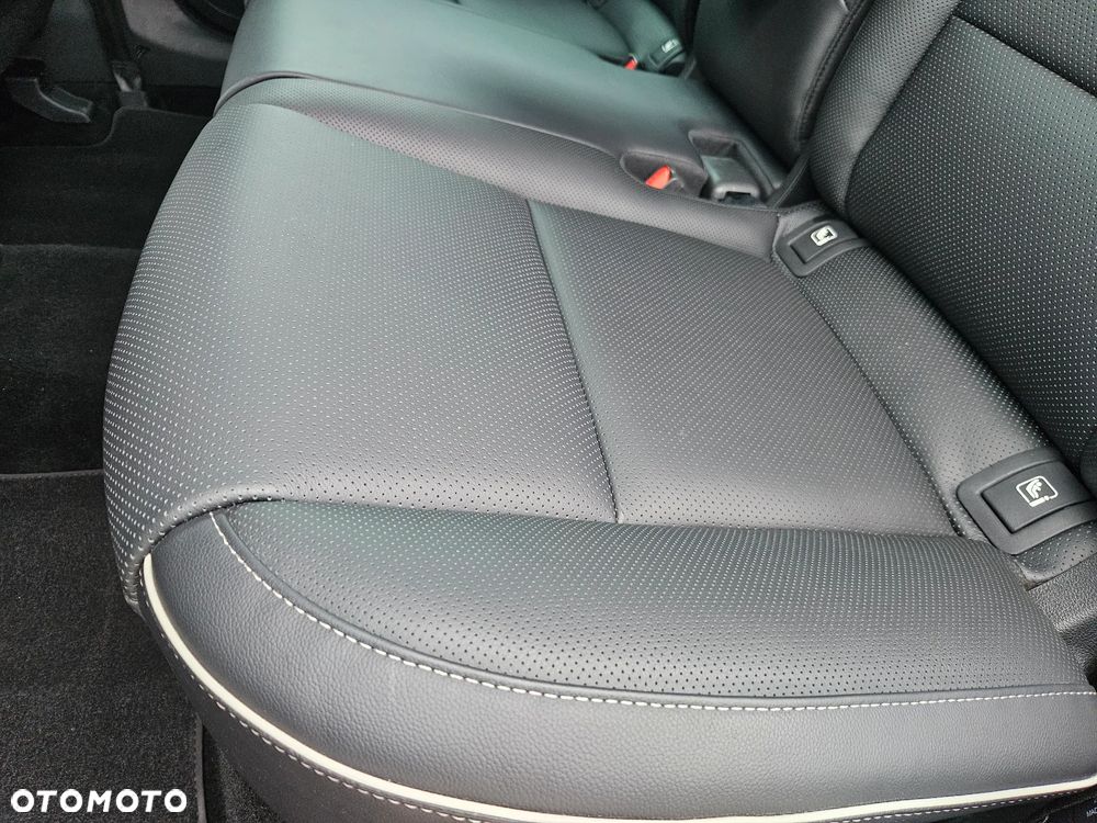 Kia Sportage 1.6 T-GDI AWD DCT Black Edition - 25