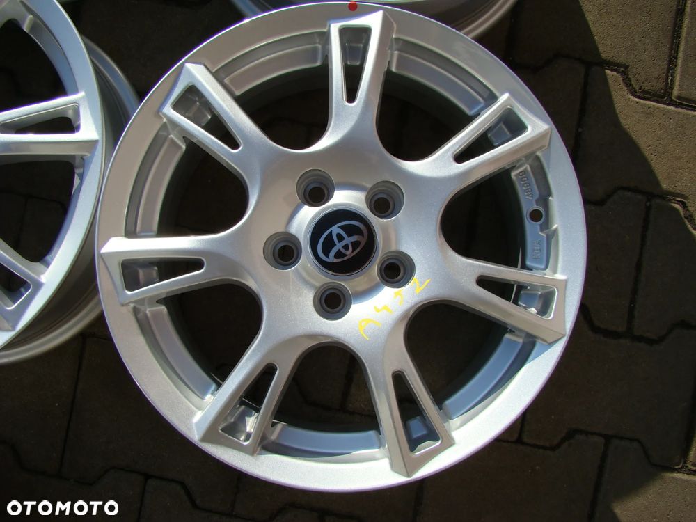 a452 5x100 Toyota Yaris Verso S Prius 6jx15 - 2