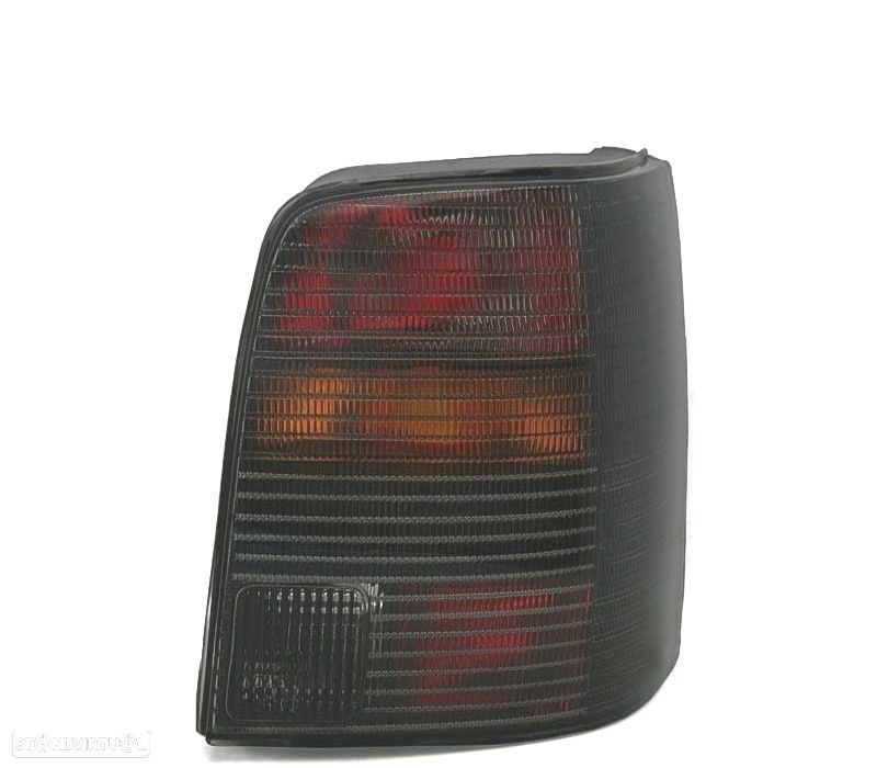 FAROLINS TRASEIROS VOLKSWAGEN VW PASSAT 3B VARIANT 96-00 PRETO - 1