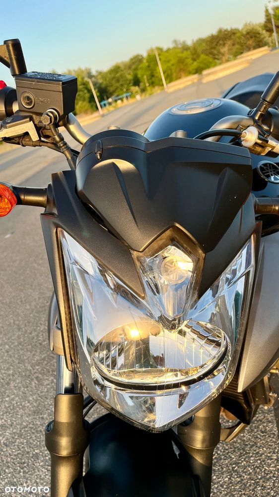 Yamaha XJ - 16