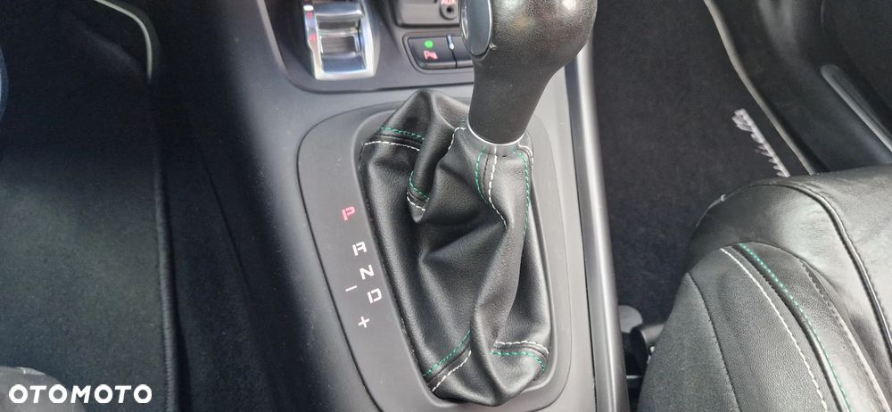 Alfa Romeo Giulietta 1750 TBi Veloce S TCT - 25