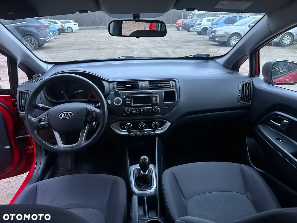 Kia Rio - 6
