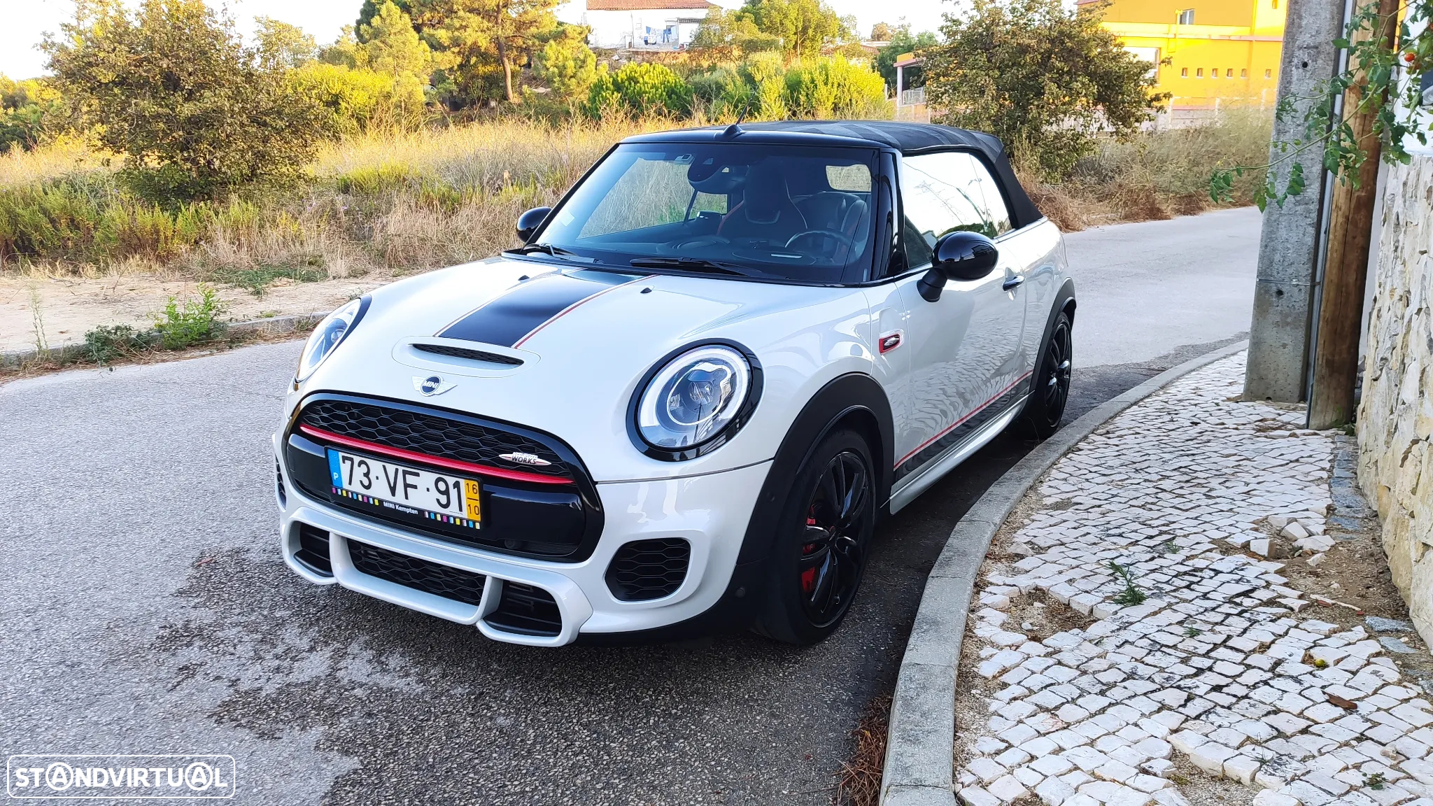 MINI Cabrio John Cooper Works Sport Aut. - 16