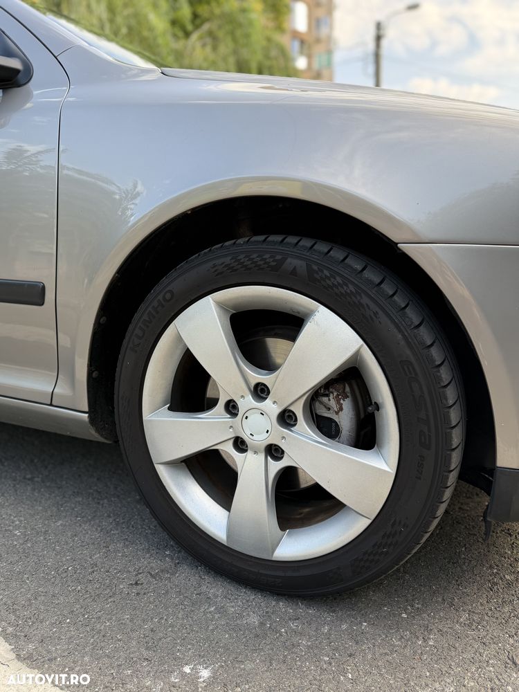 Skoda Octavia 2.0 TDI Elegance - 19