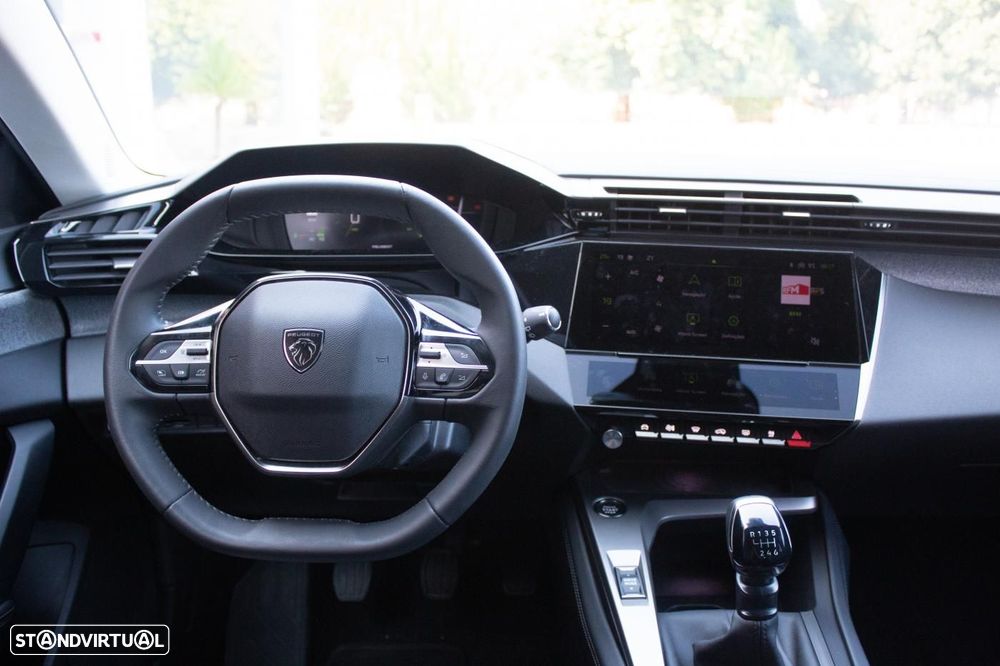 Peugeot 308 1.2 PureTech Allure - 28