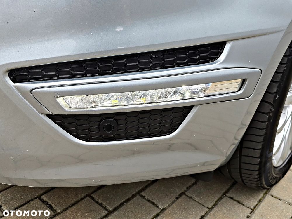 Ford S-Max 2.0 TDCi DPF Business Edition - 23