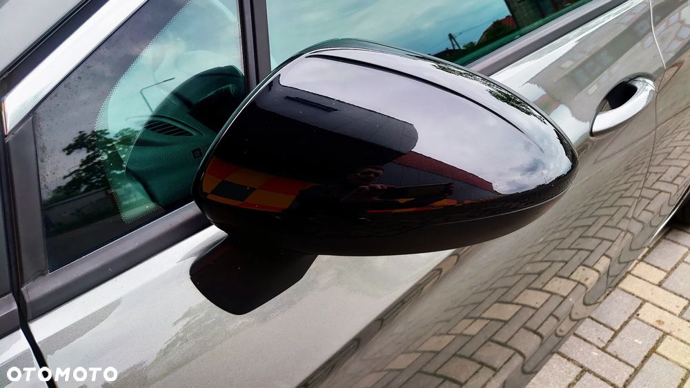 Opel Astra 1.2 T Business Elegance S&S - 21