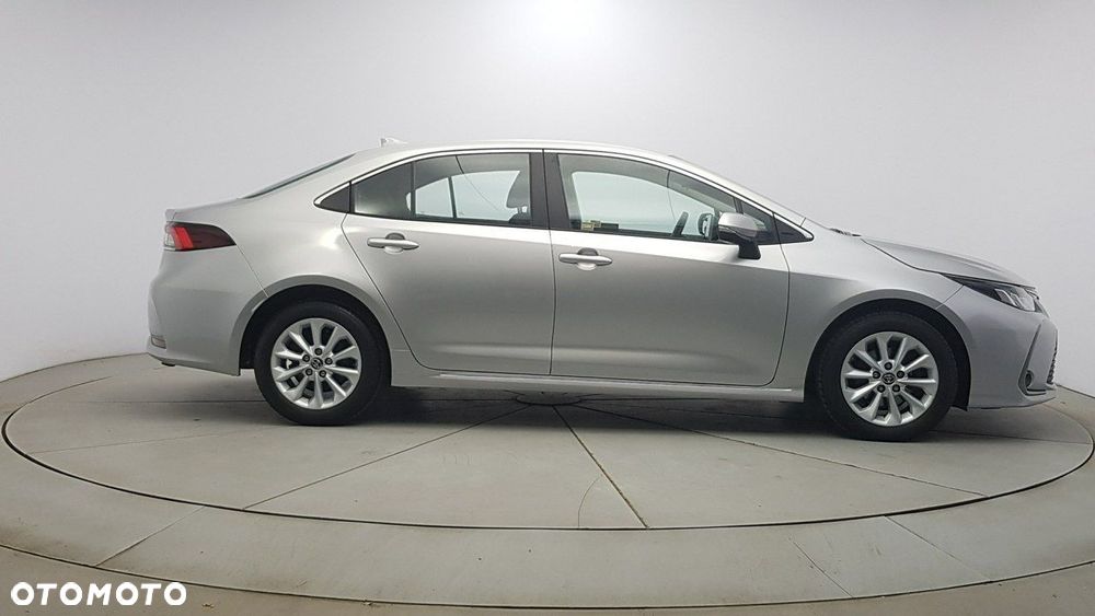 Toyota Corolla - 8