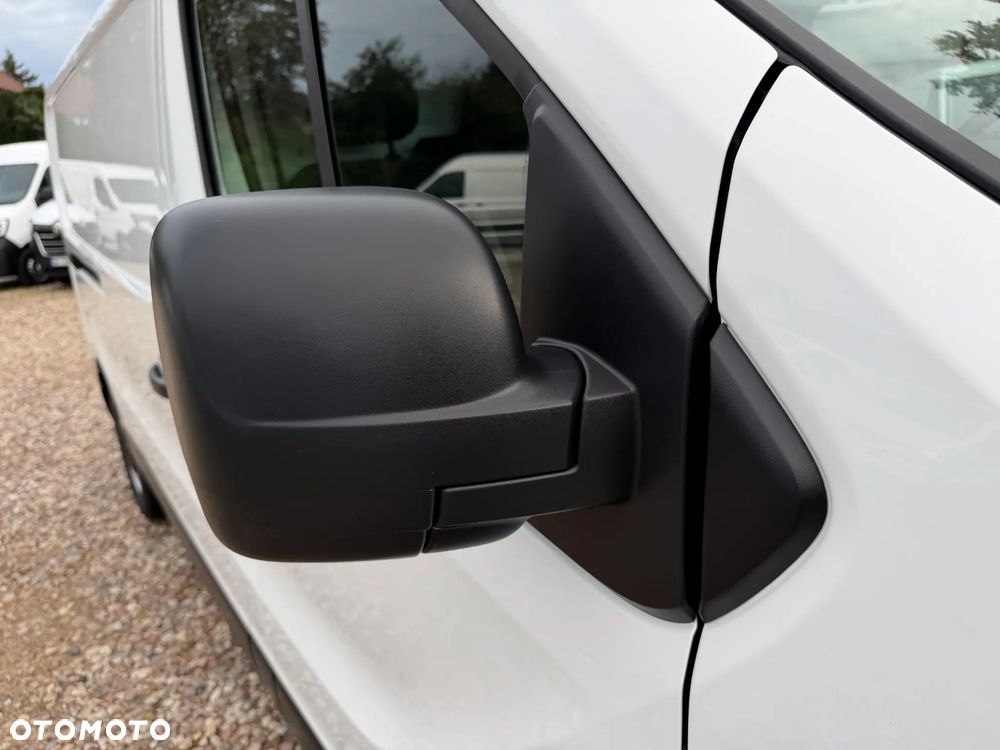 Renault TRAFIC VAN EXTRA Long, L2H1 MAXI, VAT-1, MOCNY SILNIK 2.0 dCi 145KM Euro6, ROZRZĄD NA ŁAŃCUCHU, DESIGN BUSINESS+ Radio ALPINE, REFLEKTORY RENAULT FULL LED PURE VISION+ PAKIET CHROM, MOBILNE BIURO, PARKTRONIKI, Furgon van z pełną zabudową paki 3m, Duża ładowność: 1124kg, Pojemność 6,7m3 - 11