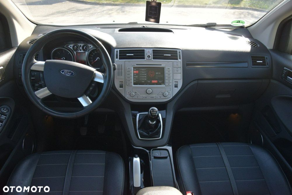 Ford Kuga 2.0 TDCi 4x4 Titanium - 19