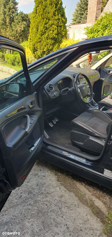 Ford S-Max - 18