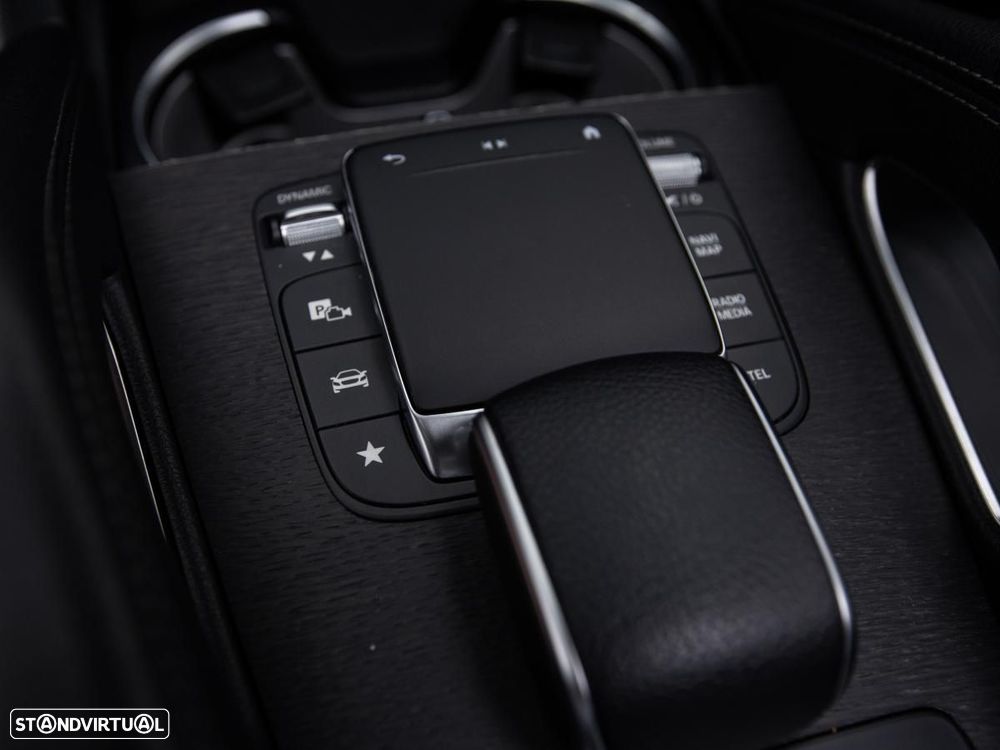 Mercedes-Benz GLE 350 de 4Matic 9G-TRONIC AMG Line - 32