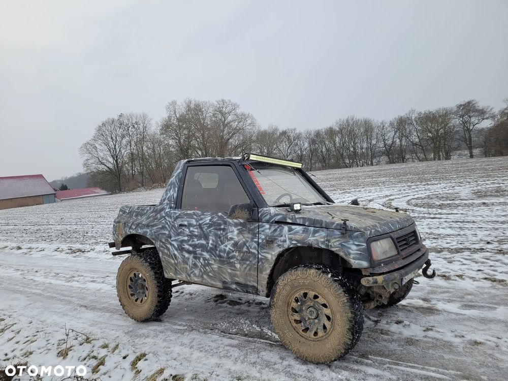 Suzuki Vitara - 1