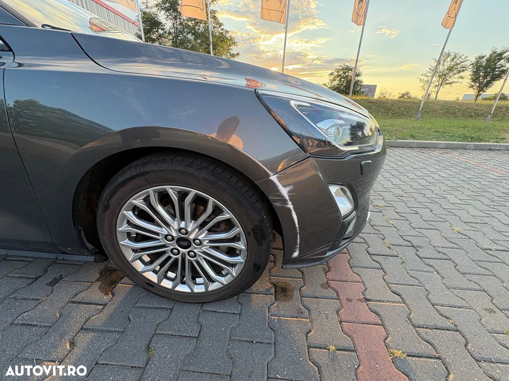 Ford Focus 1.0 EcoBoost Connected - 11