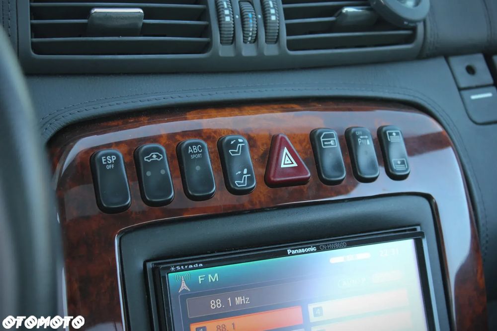 Mercedes-Benz CL 500 - 22