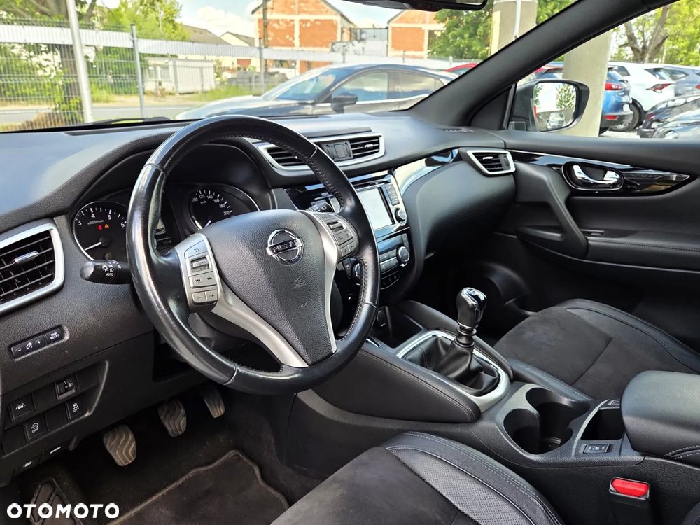 Nissan Qashqai 1.6 DIG-T N-Vision - 20