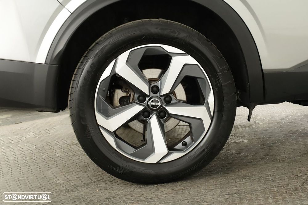 Nissan Qashqai 1.3 DIG-T N-Connecta LED Xtronic - 5