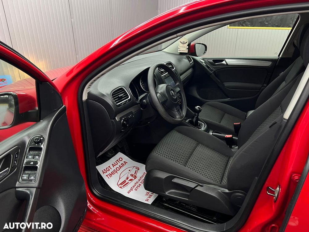 Volkswagen Golf - 11